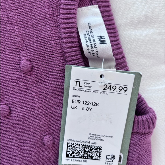 H and M beautiful sweater from Europe. Never used new with tags. - Picture 3 of 3